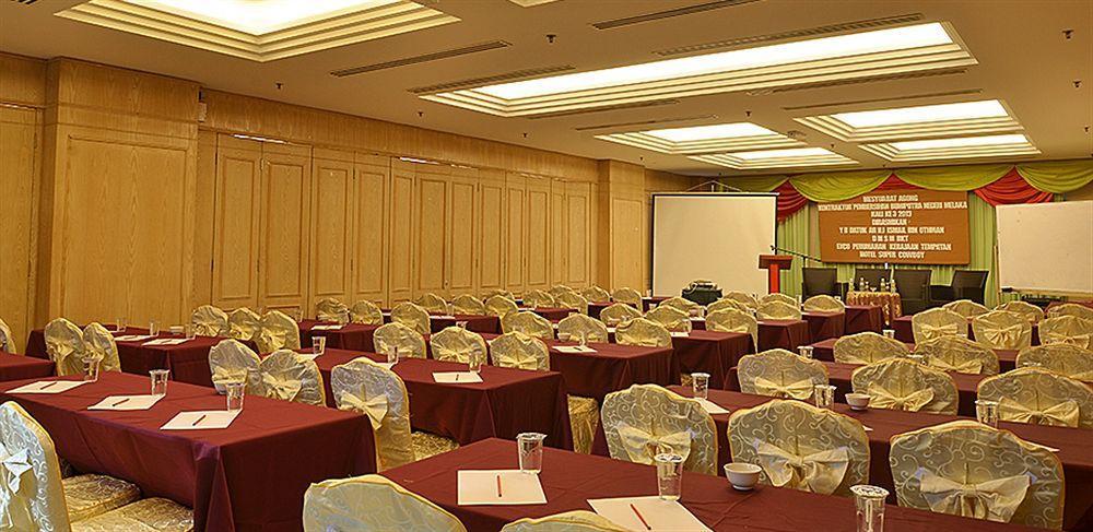Collection O Hotel Super Cowboy Malacca Eksteriør billede