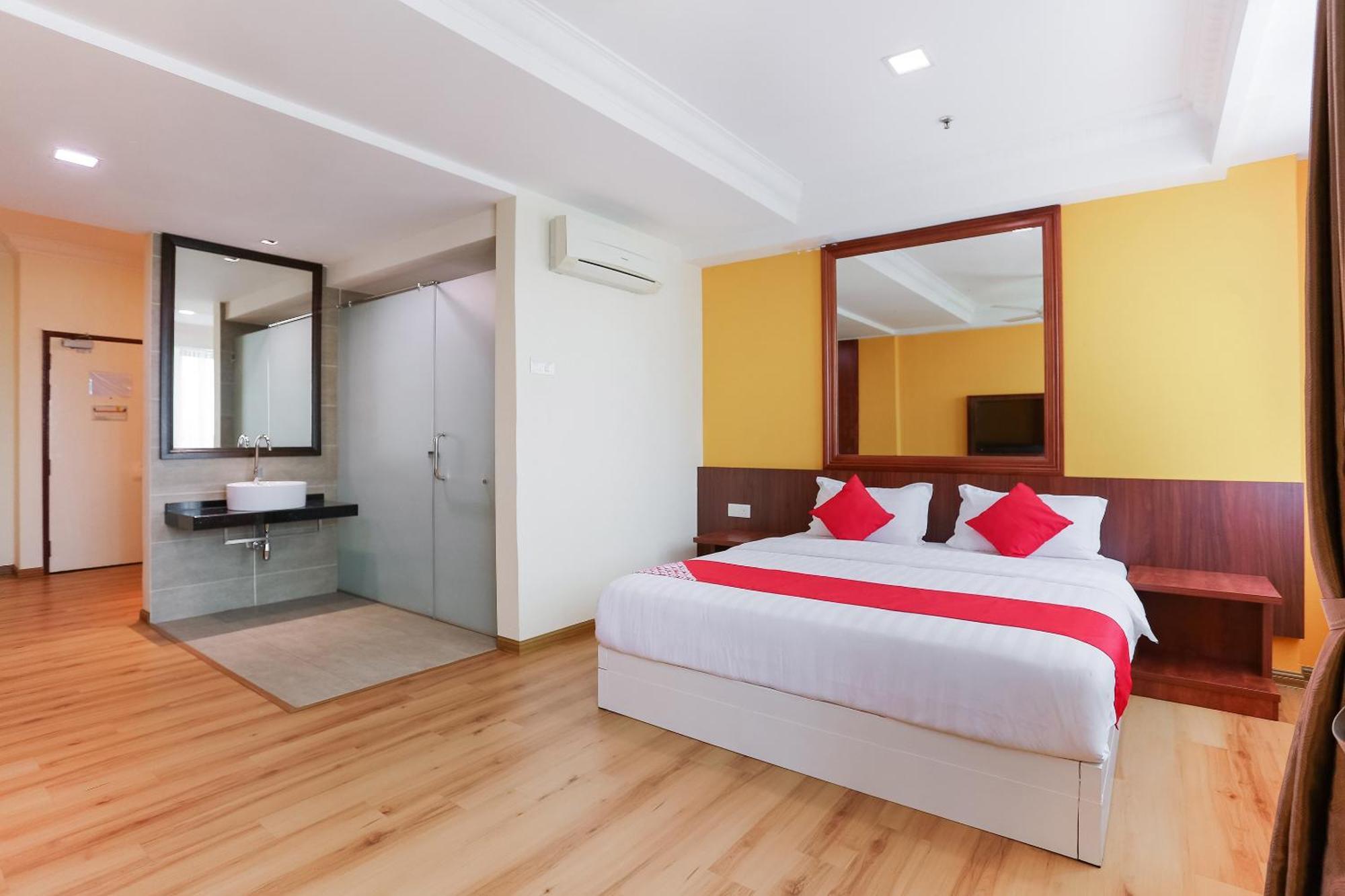 Collection O Hotel Super Cowboy Malacca Eksteriør billede